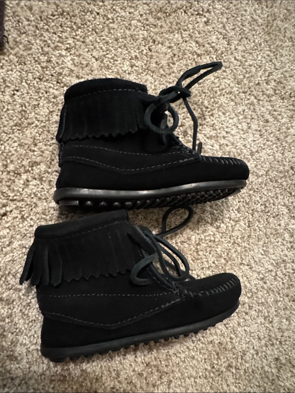 Minnetonka classic black